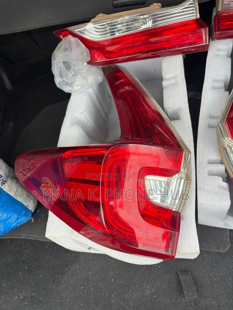 Honda CRV Tail Light