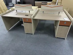 4 Seater Workstation (9k25)