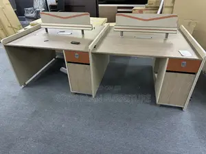 4 Seater Workstation (9k25)