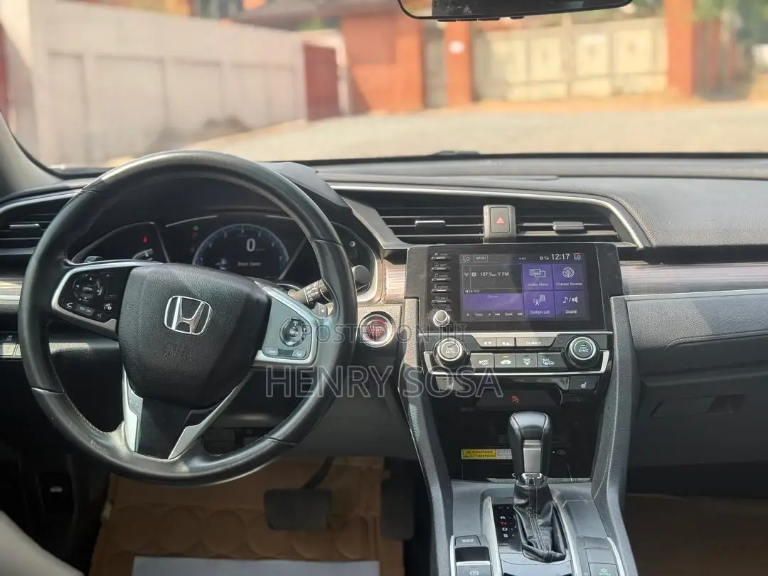 Honda Civic Touring Sedan 2020 White