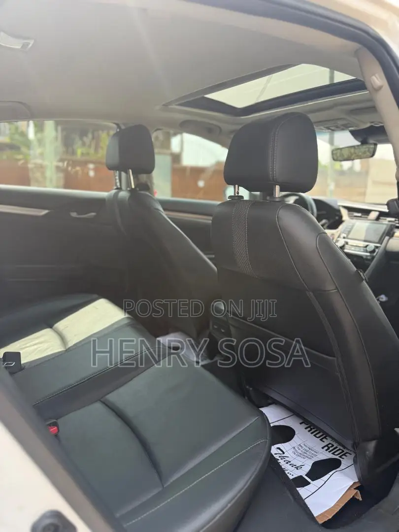 Honda Civic Touring Sedan 2020 White
