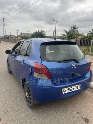 Toyota Vitz 2010 Blue