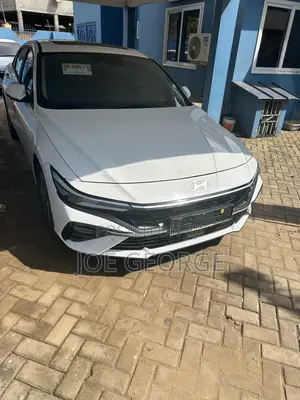 Hyundai Avante 2024 White