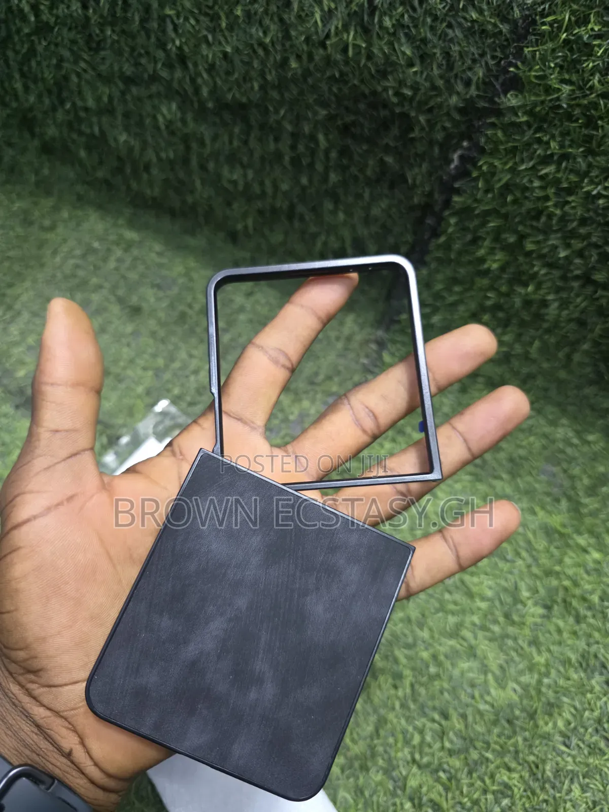 Samsung Galaxy Z Flip 7 Faded Black Case