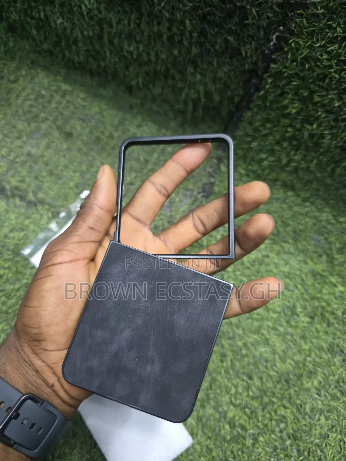 Samsung Galaxy Z Flip 7 Faded Black Case