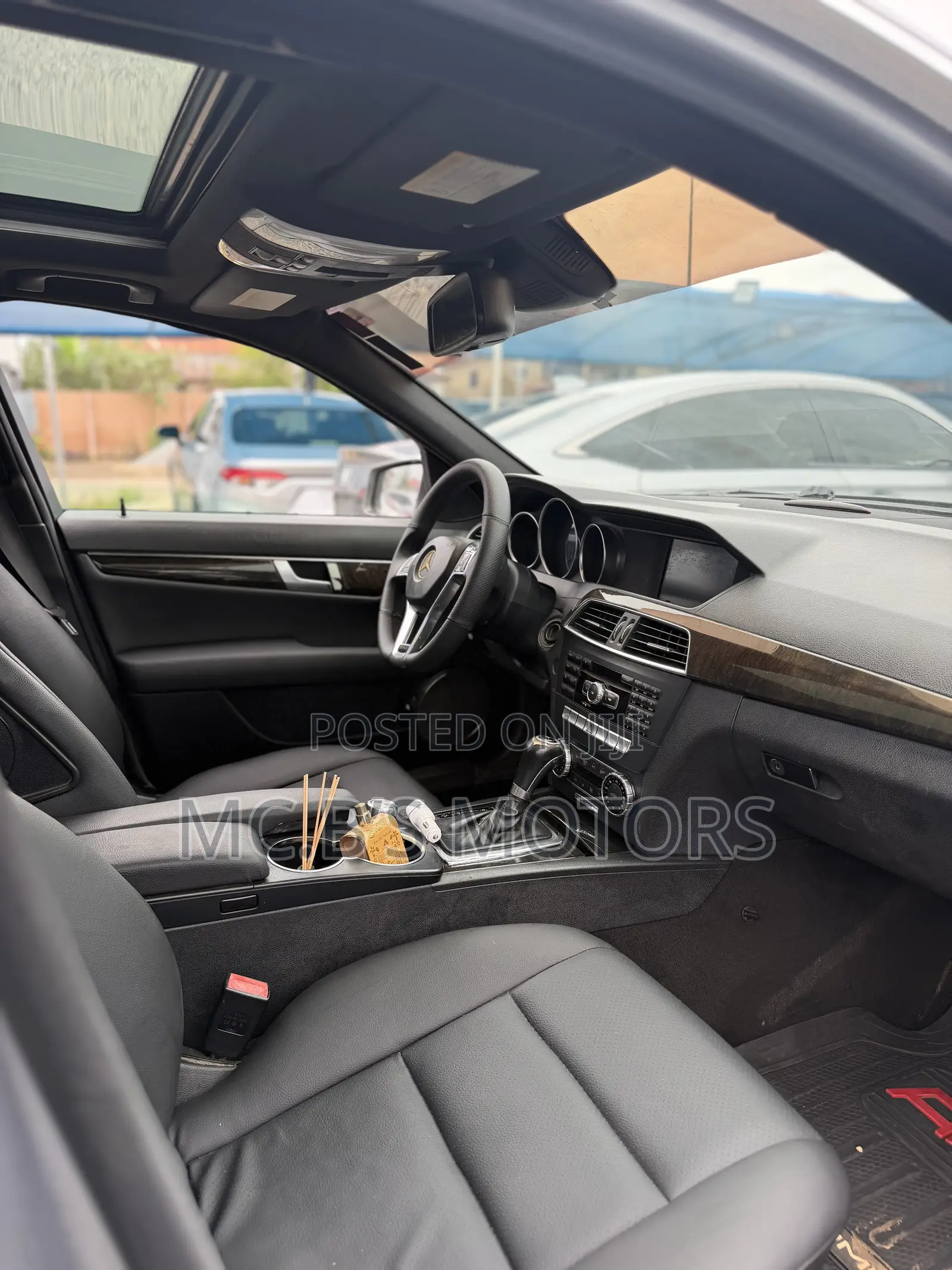Mercedes-Benz C300 2015 Silver