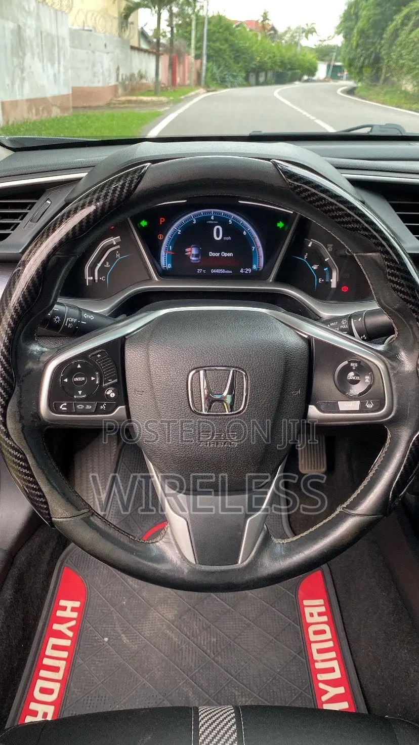 Honda Civic EX-T 4dr Sedan (1.5L 4cyl) 2017 Gray