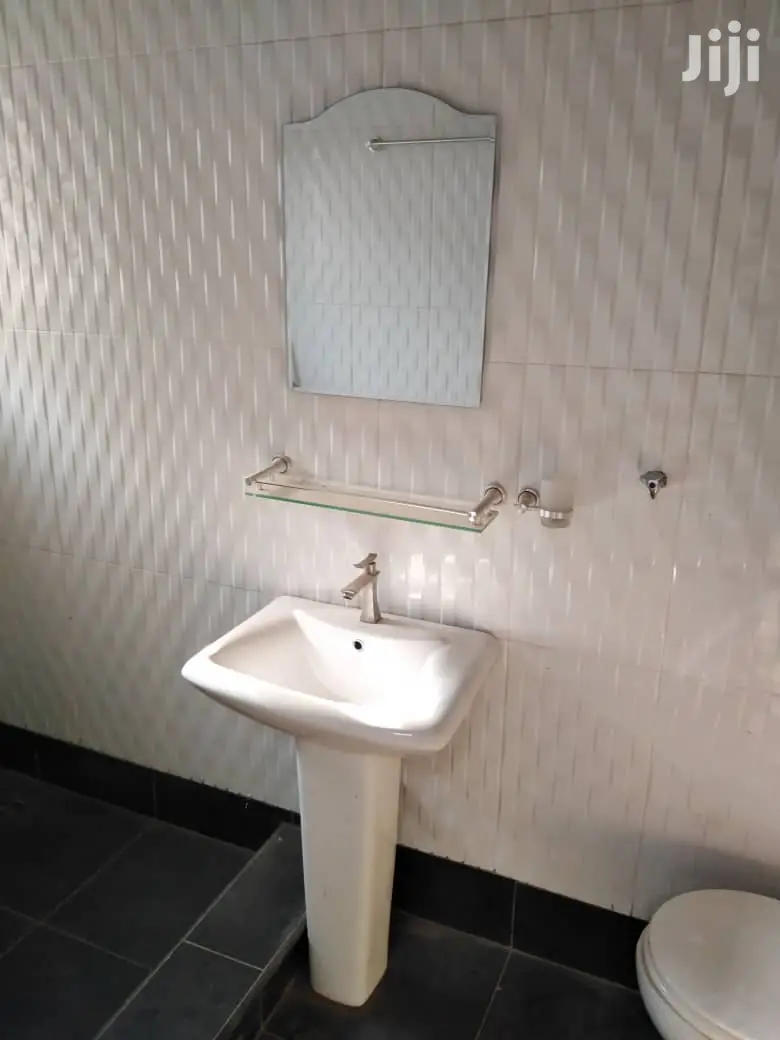 3bdrm Apartment in Ben Properties, Ga East Municipal for rent