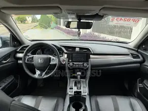 Honda Civic Touring Sedan 2019 Gray