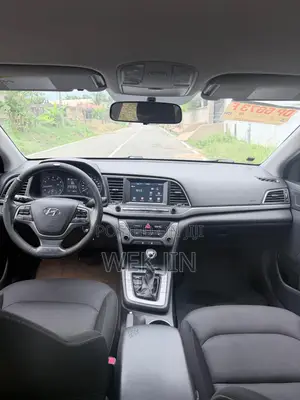 Hyundai Elantra 2017