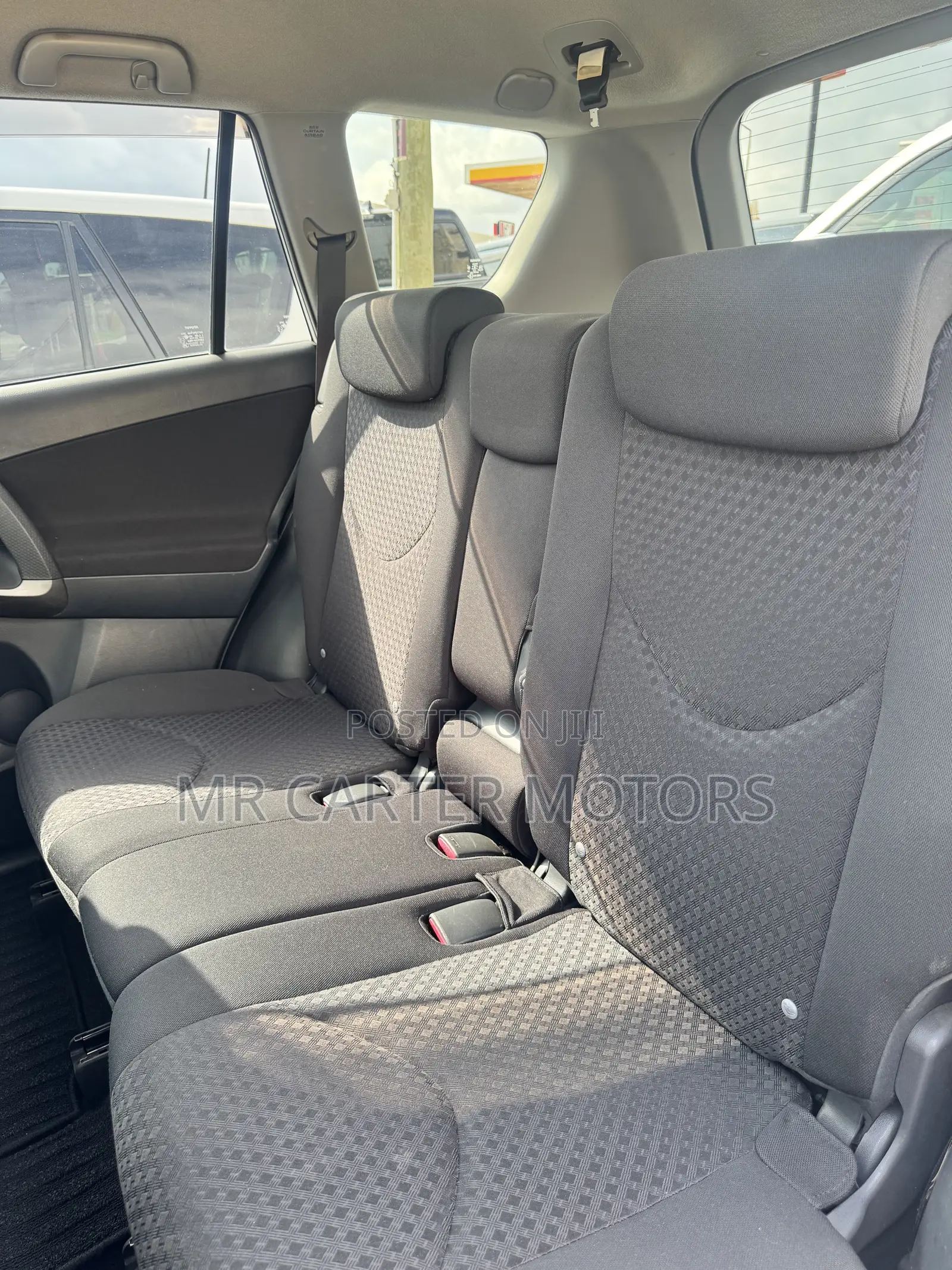 Toyota Vanguard 2013 White