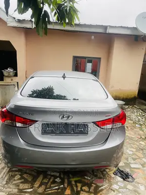 Hyundai Avante 2013 Silver