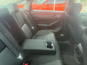 Honda Accord Sport (1.5L 4cyl Turbo 6M) 2019 White