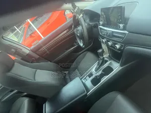 Honda Accord Sport (1.5L 4cyl Turbo 6M) 2019 White