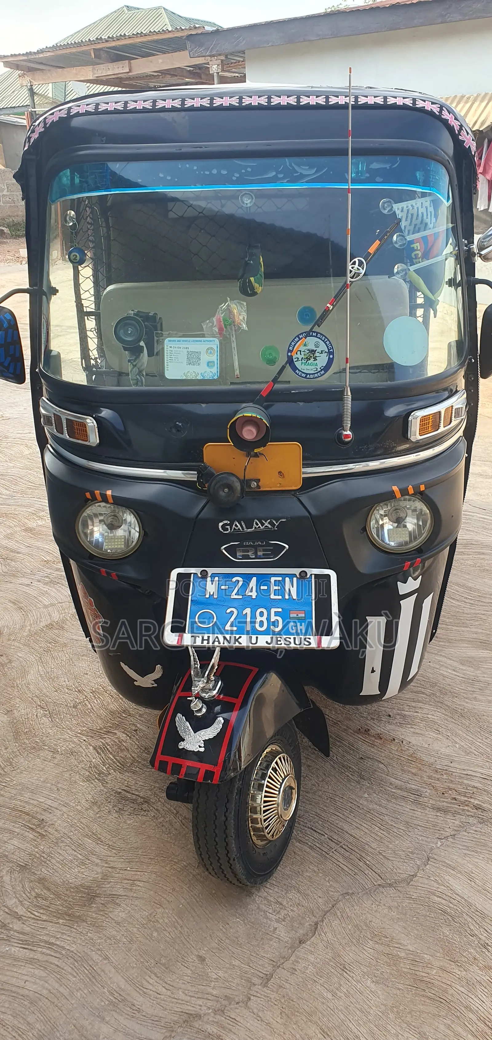 Bajaj RE 2024 Black