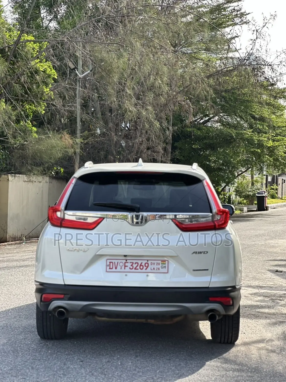 Honda CR-V Touring AWD 2018 White