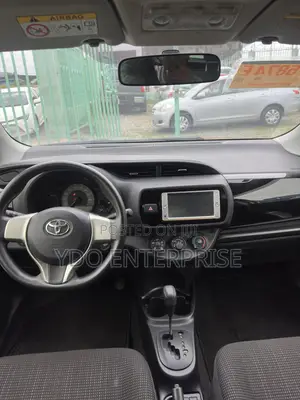 Toyota Vitz 2016 Gray