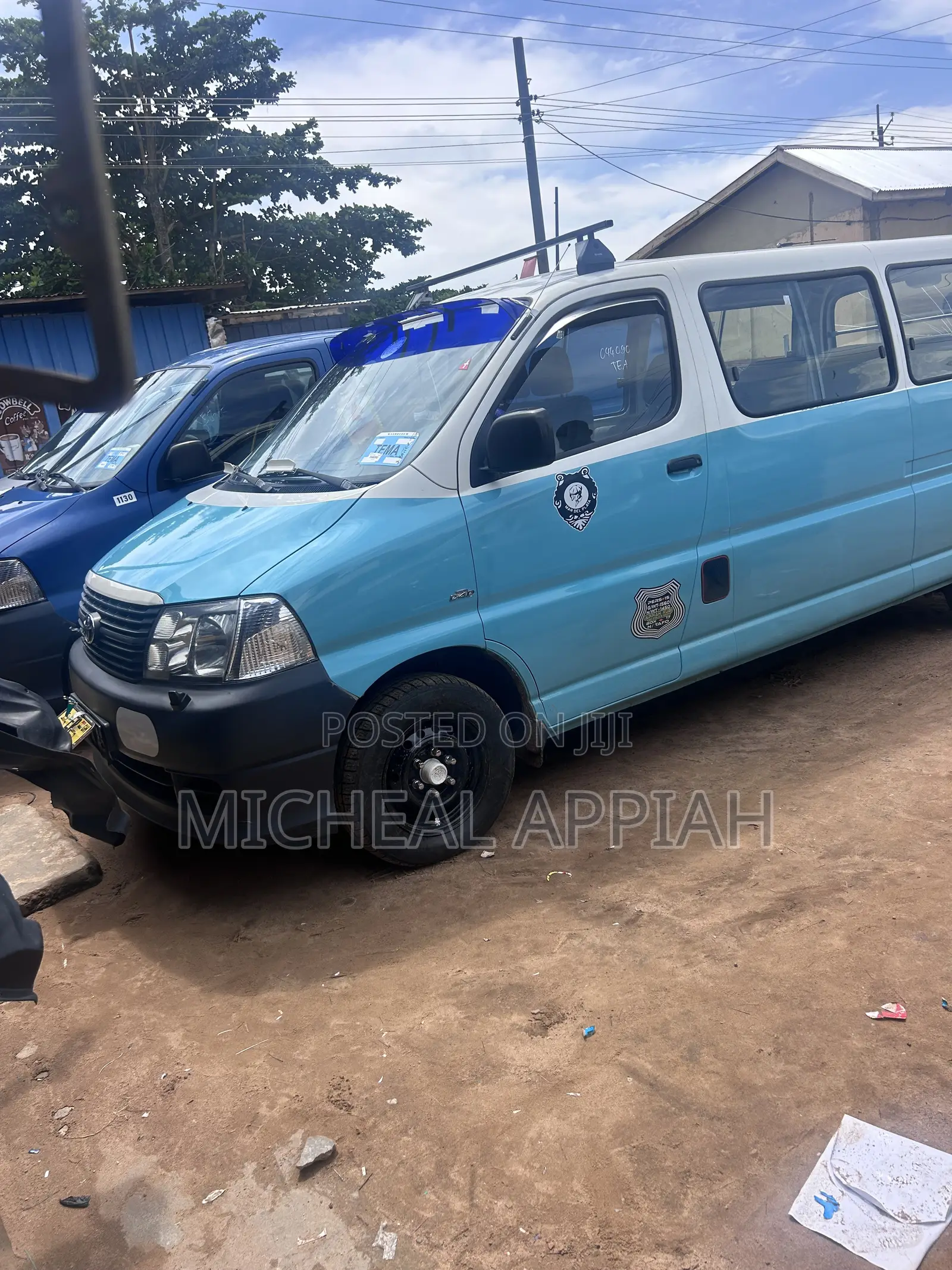 Toyota HiAce 2007 White