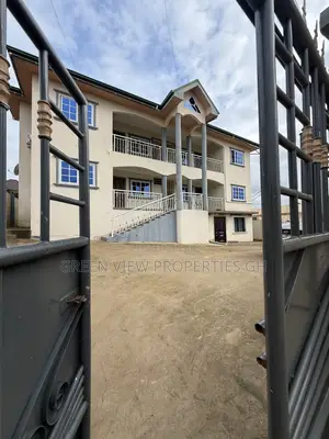1bdrm Apartment in West Hills Mall Area for rent