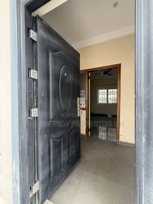 1bdrm Apartment in West Hills Mall Area for rent