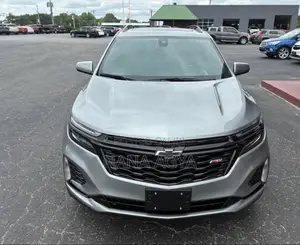 Chevrolet Equinox RS 2024 Silver