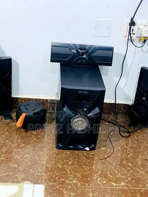Homethearter
