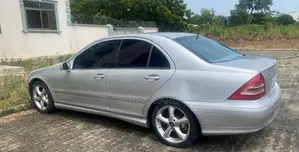 Mercedes-Benz C230 2005 Silver