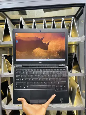 Laptop Dell Latitude E7240 8GB Intel Core i7 SSD 256GB