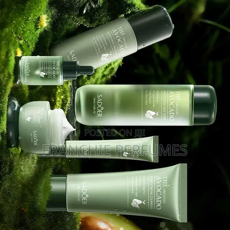 Avocado Essence Skincare Kit Pack