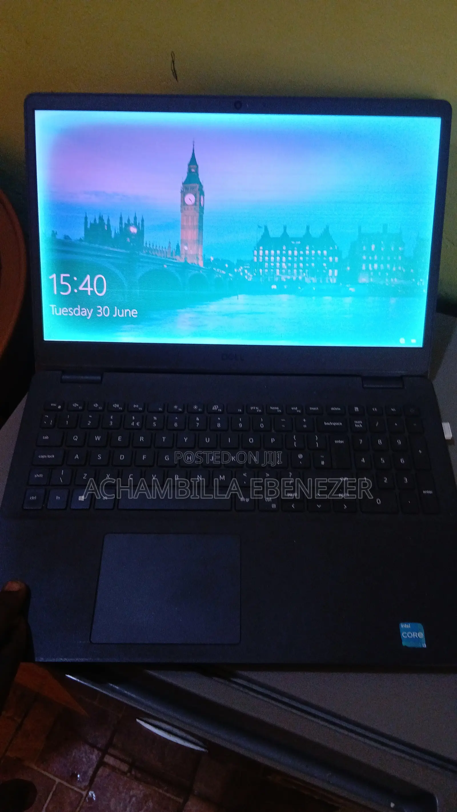 Laptop Dell Vostro 14 5471 8GB Intel Core i3 HDD+SSD 1T
