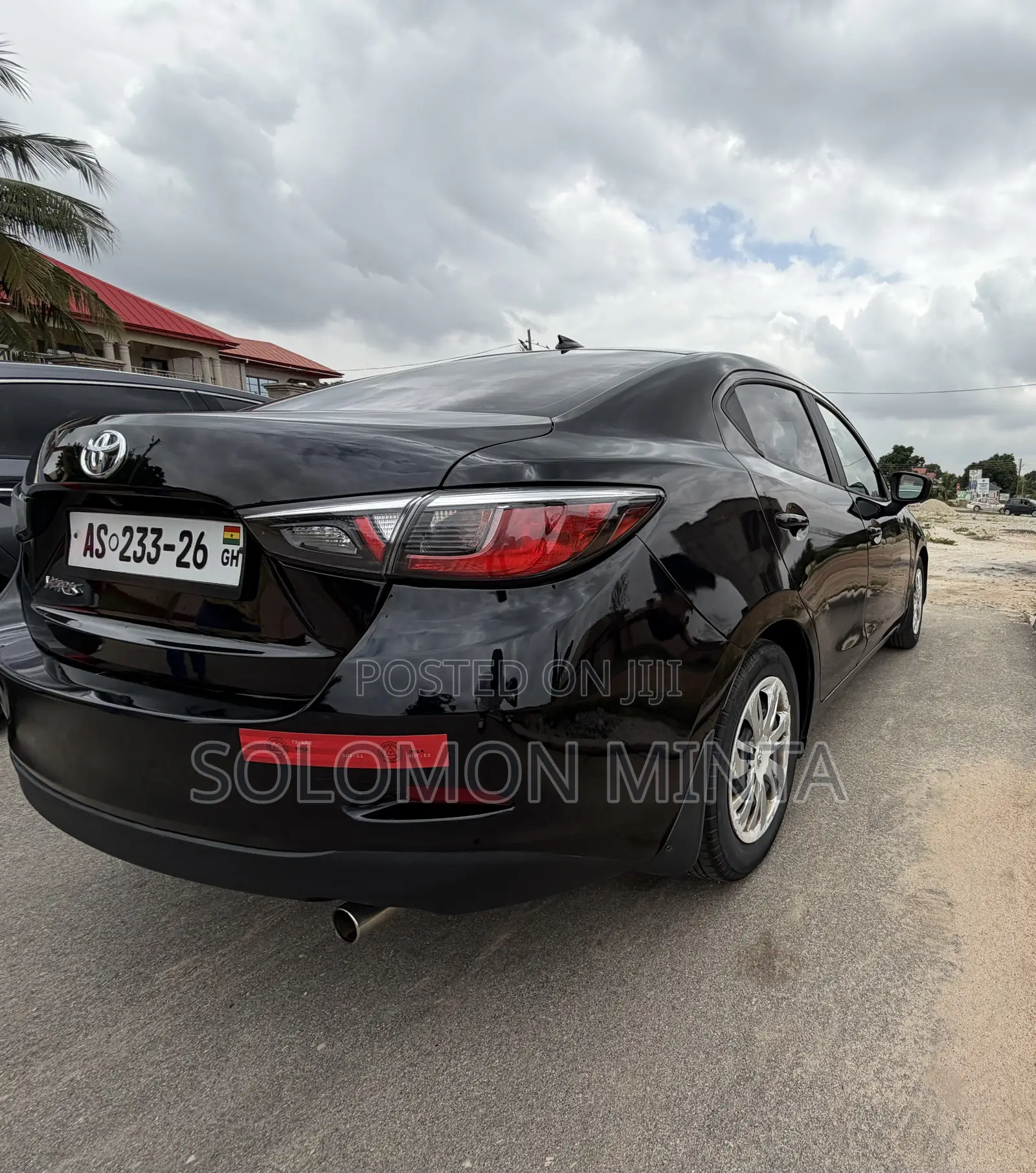 Toyota Yaris LE Sedan 4dr 2019 Black
