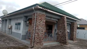 5bdrm House in Tiyumba Real Estate, Pillar 2 for rent