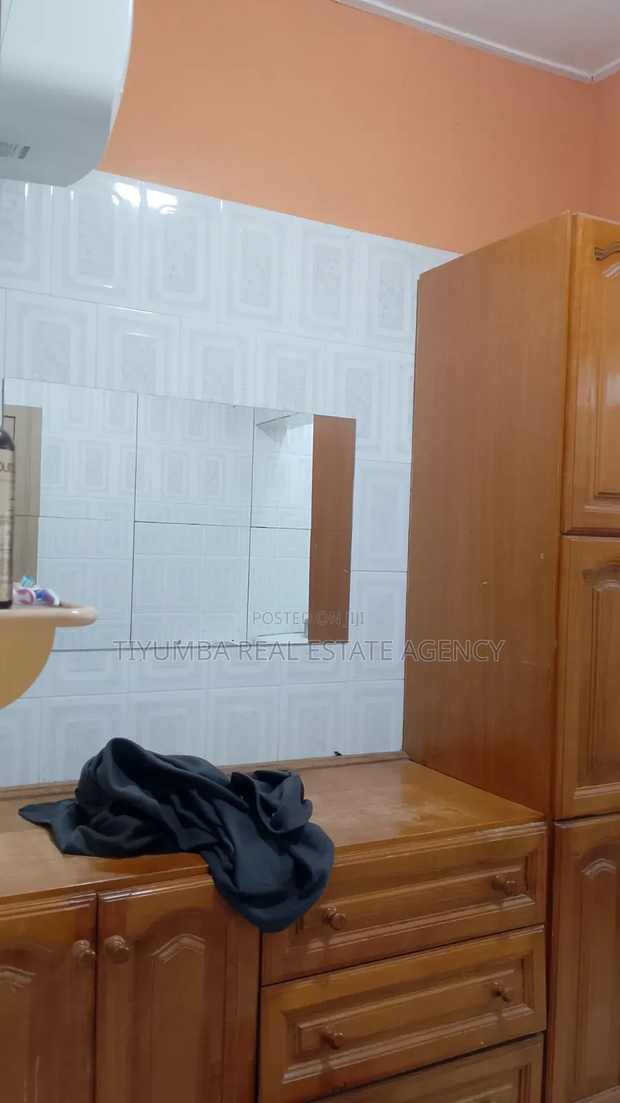 5bdrm House in Tiyumba Real Estate, Pillar 2 for rent