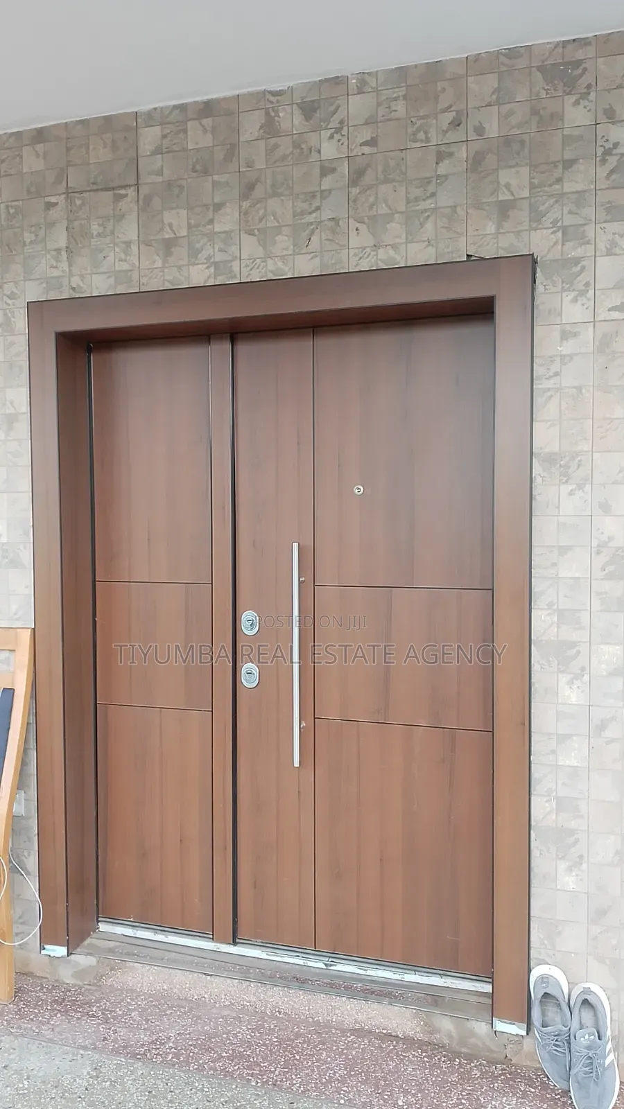 5bdrm House in Tiyumba Real Estate, Pillar 2 for rent