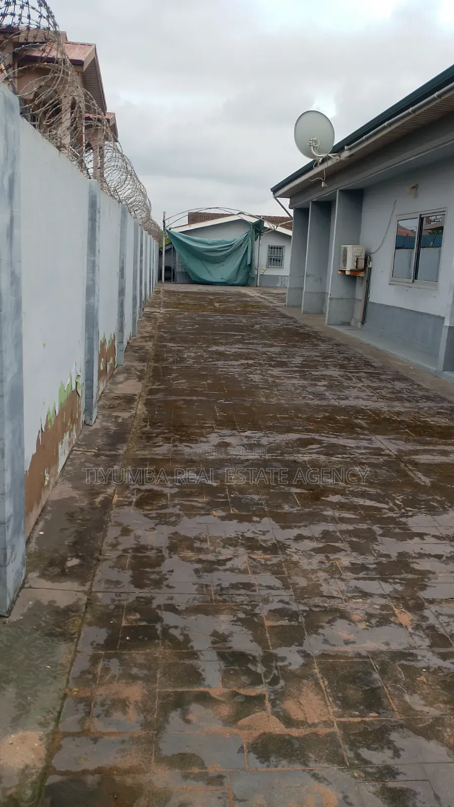 5bdrm House in Tiyumba Real Estate, Pillar 2 for rent