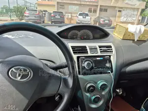 Toyota Yaris 2008 White