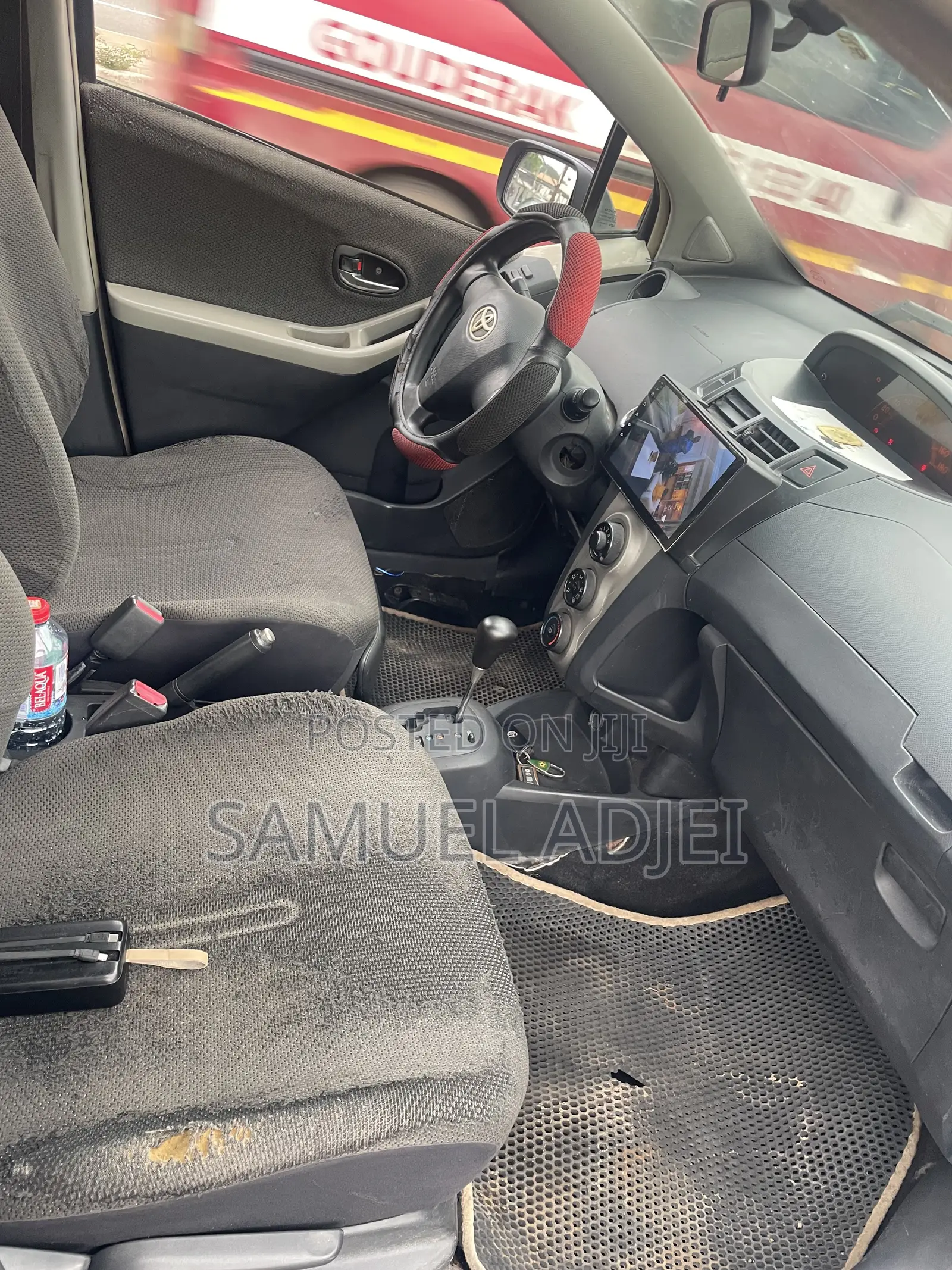 Toyota Vitz 2010 Blue