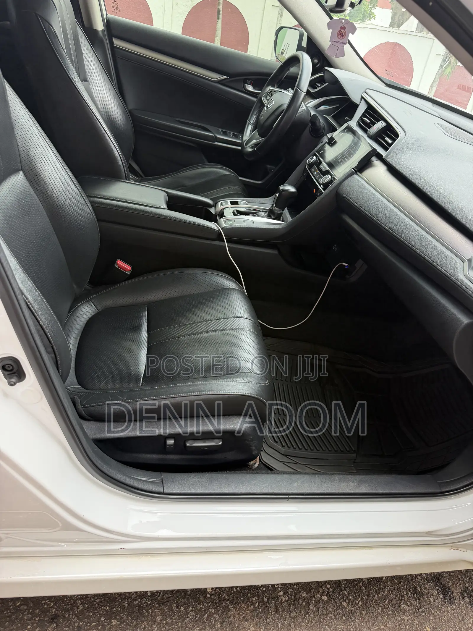 Honda Civic Touring Sedan 2018 White