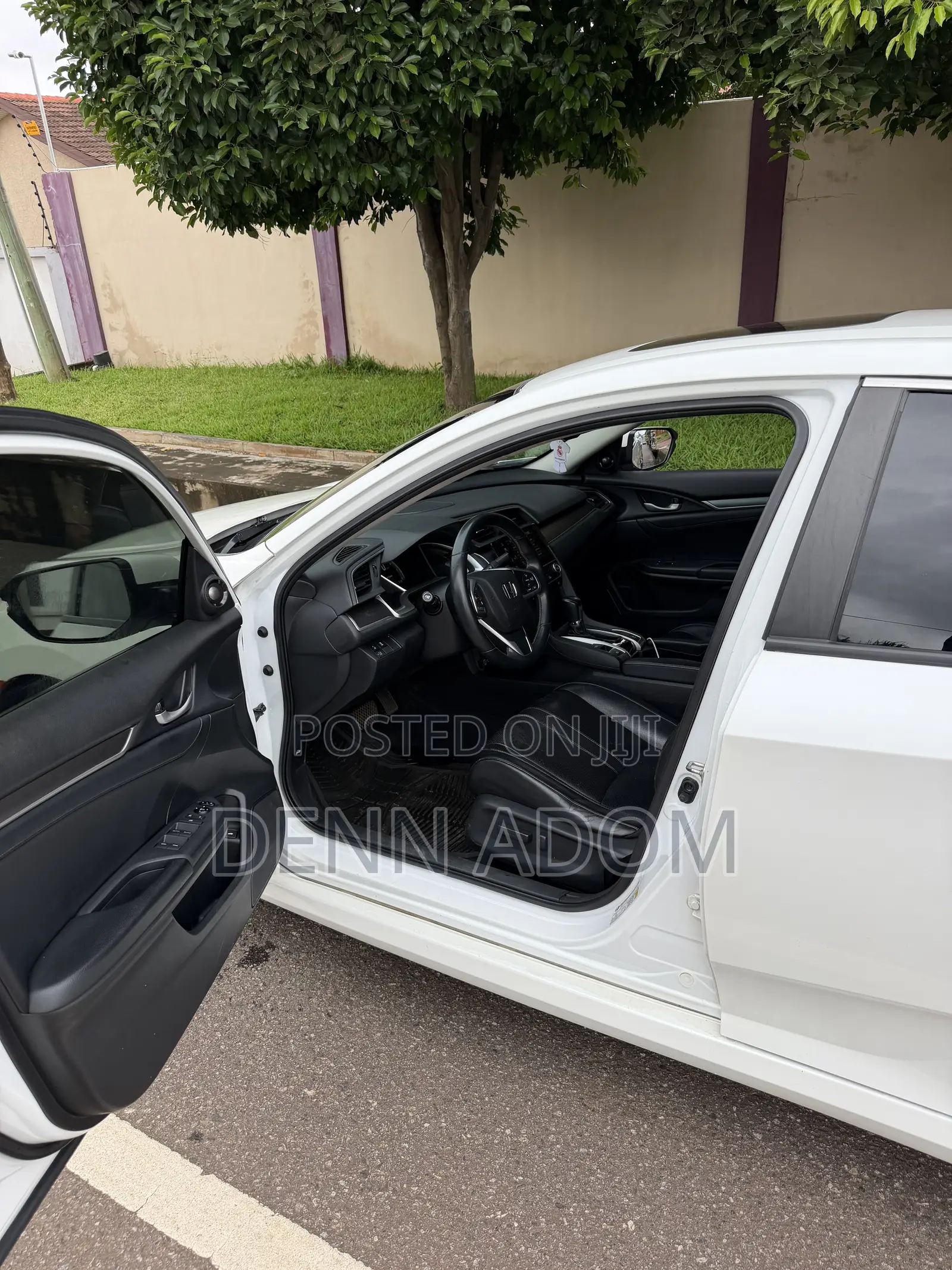 Honda Civic Touring Sedan 2018 White