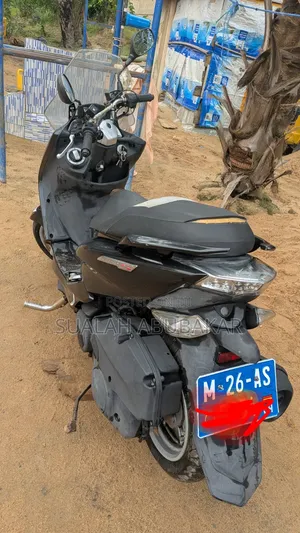 Yamaha Majesty 2026 Black