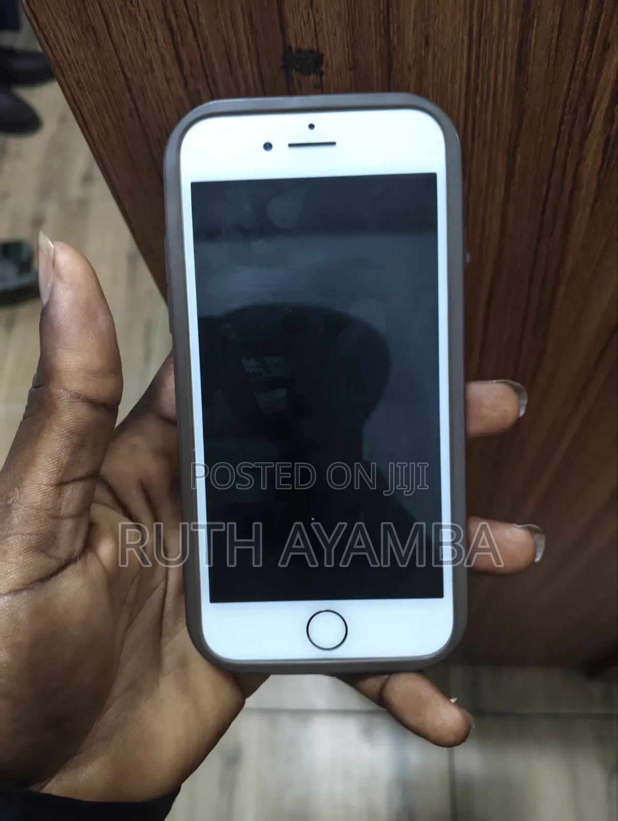 Apple iPhone 8 64 GB Gold