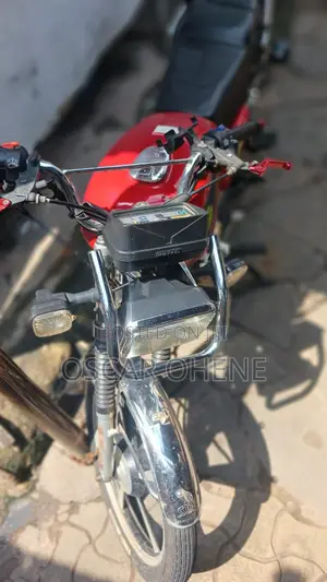 Royal RY125 2025 Red