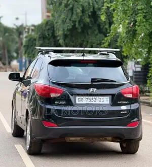 Hyundai Tucson 2012 Black