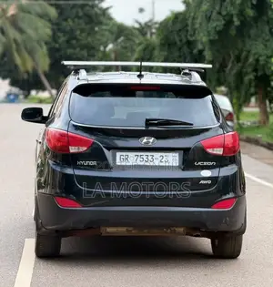 Hyundai Tucson 2012 Black