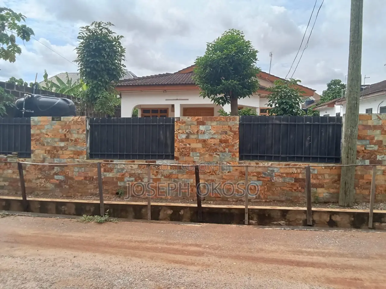 3bdrm House in Little Rock Consult, West Legon for rent