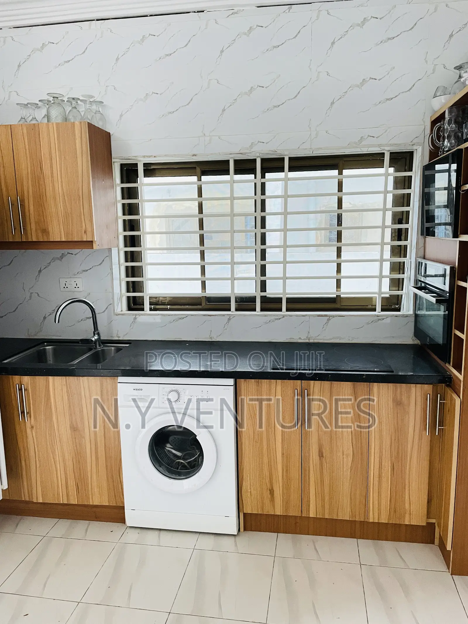 Furnished 6bdrm Apartment in Malik Estate, Tseaddo for rent