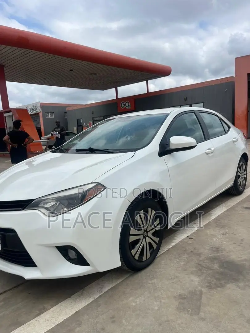 Toyota Corolla 2016 White