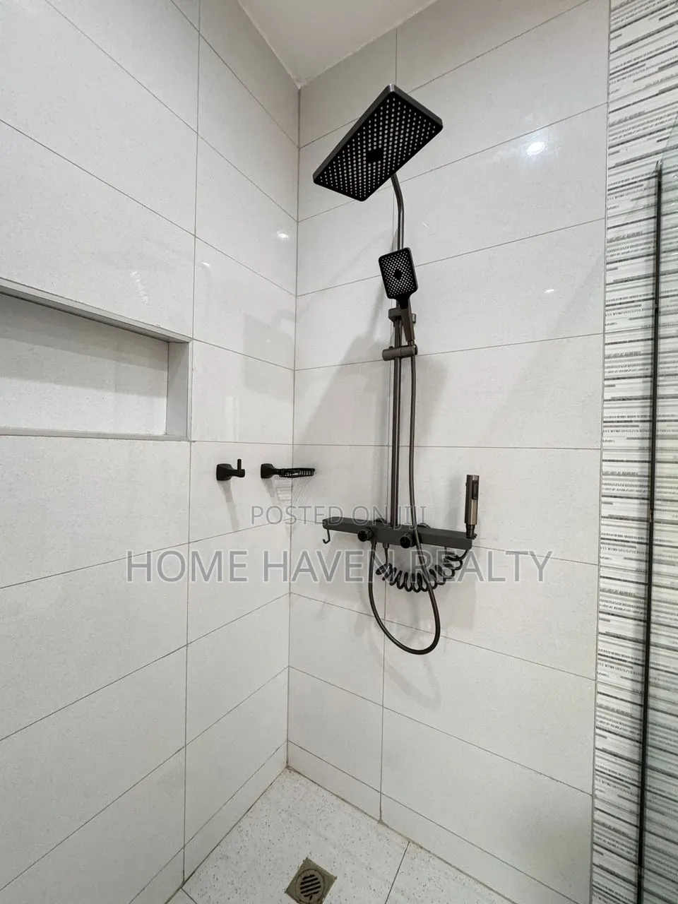 3bdrm House in Oyarifa - Ayimensah for sale