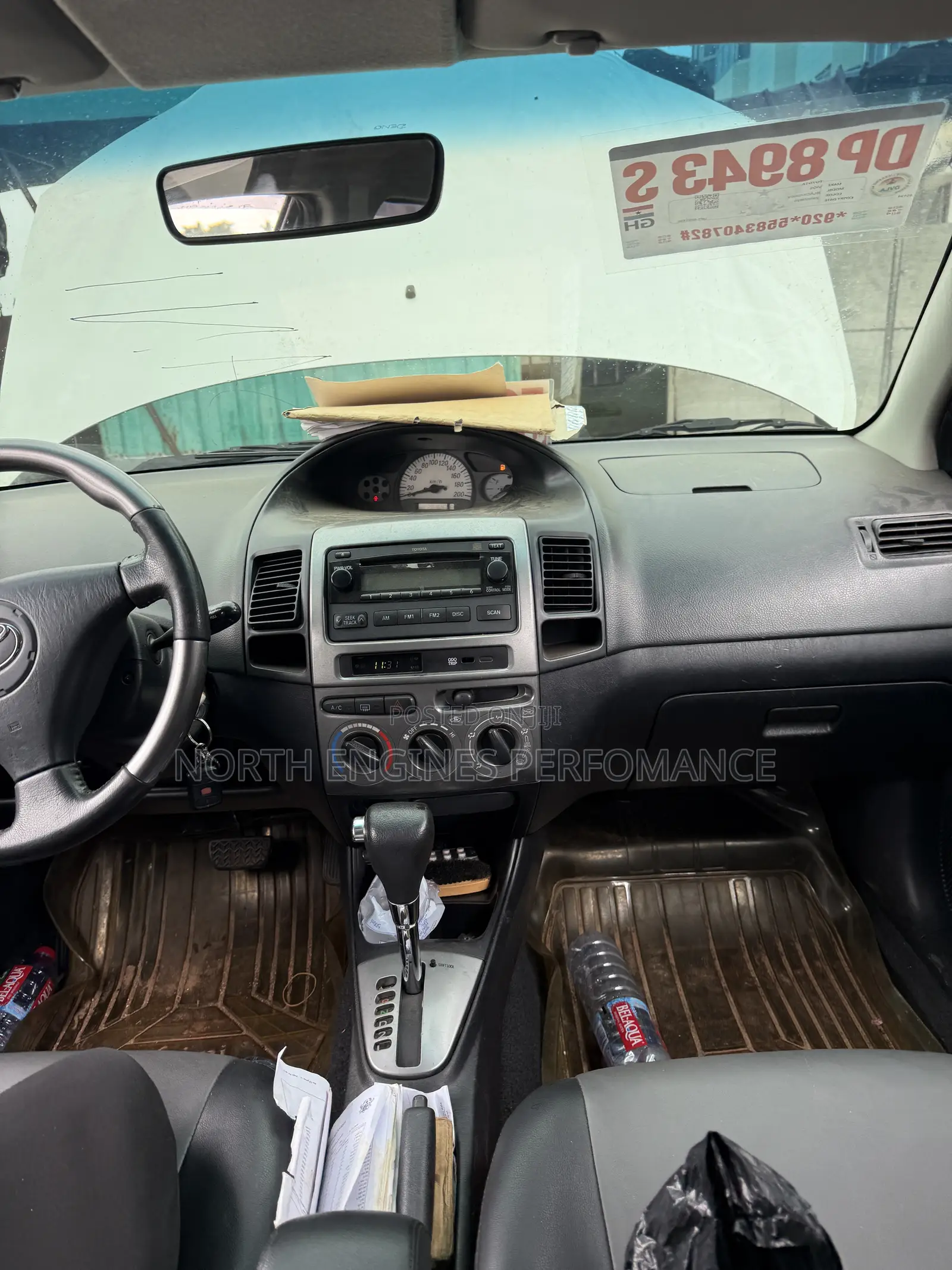 Toyota Yaris 2010 Silver