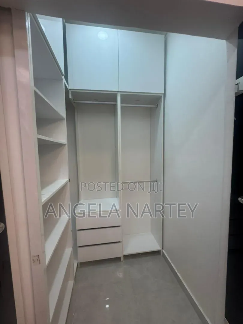 4bdrm House in Coastal Spintex, Accra Metropolitan for sale